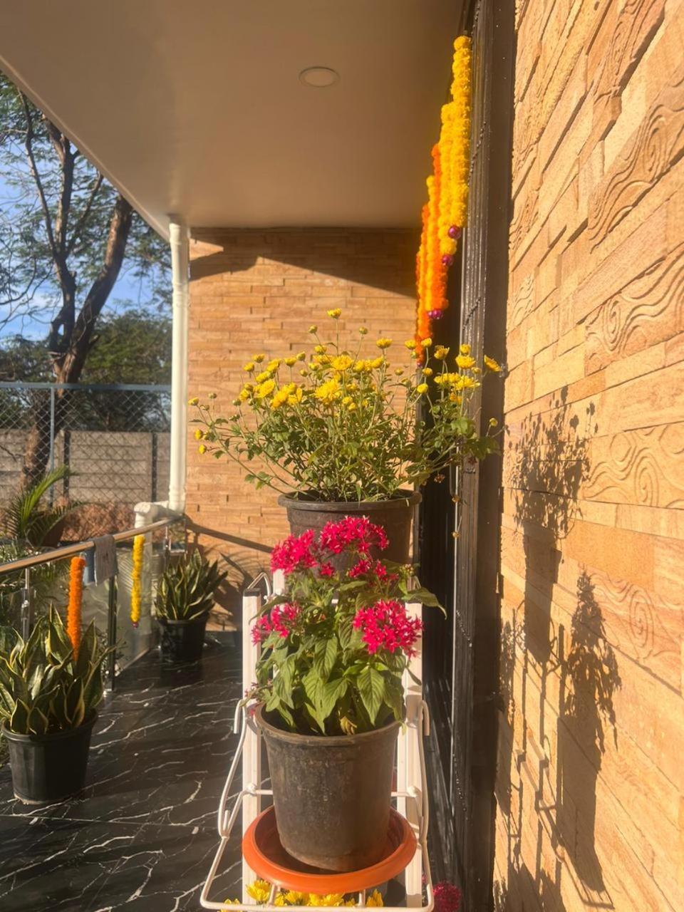 Mannat Villa With Swimming Pool And Garden Lonavla Exterior foto